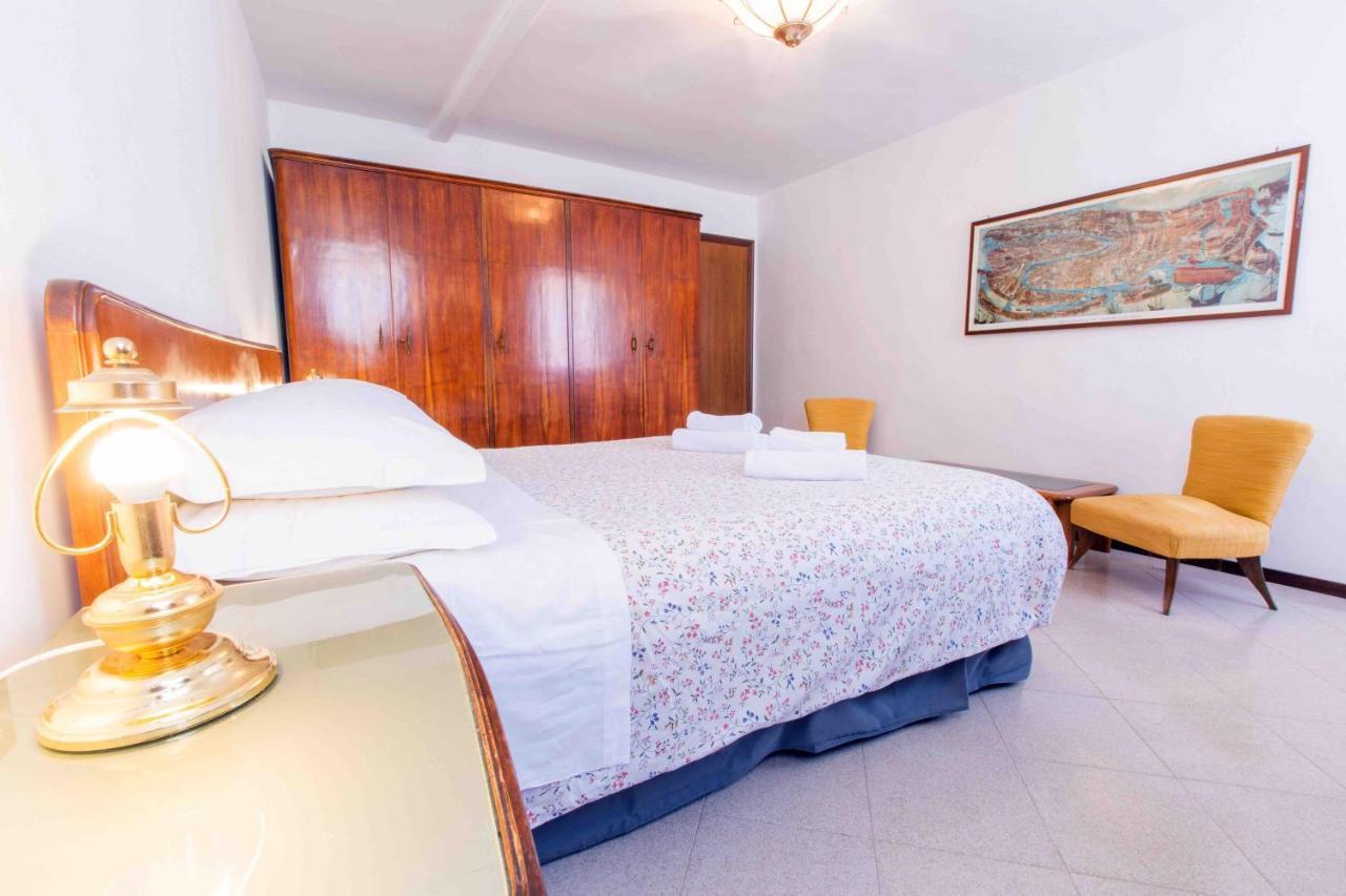 Ca Cammello Private Terrace And Canal View Венеція Екстер'єр фото